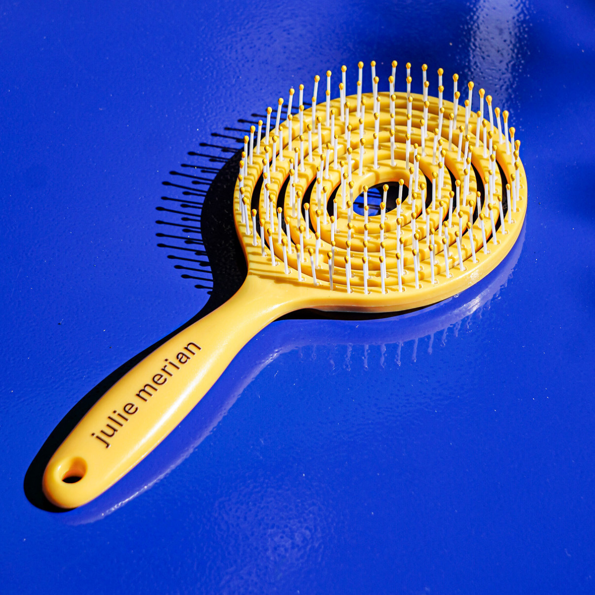 Brosse Démêlante & Massante Julie Merian
